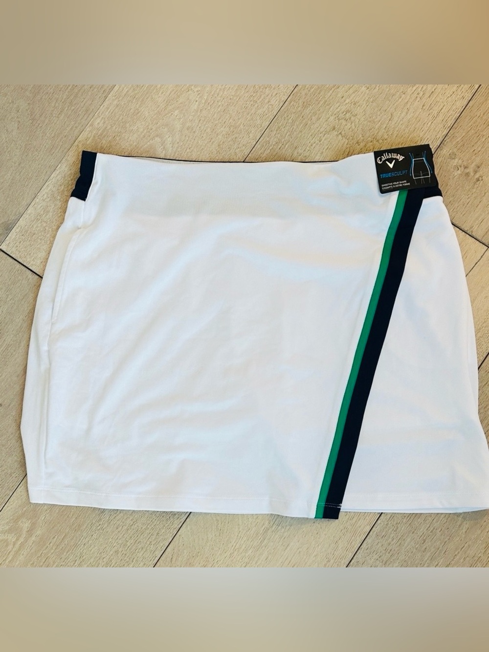 Callaway Truesculpt White Golf Skort UPF Performance Skirt Size Large NWT - Picture 1 of 5